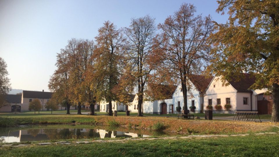 Obec Holašovice na Českobudějovicku, od roku 1998 na seznamu UNESCO