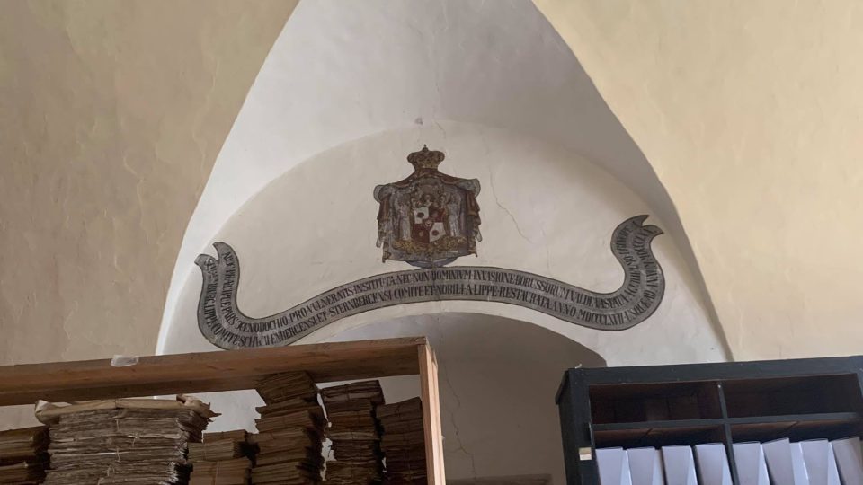 Náchodský zámek ukrývá poklad, historickou knihovnu