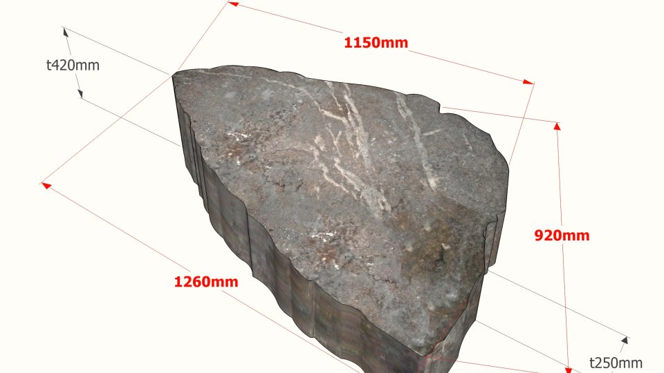 Menhir, který byl nalezen v možné keltské svatyni na Náchodsku