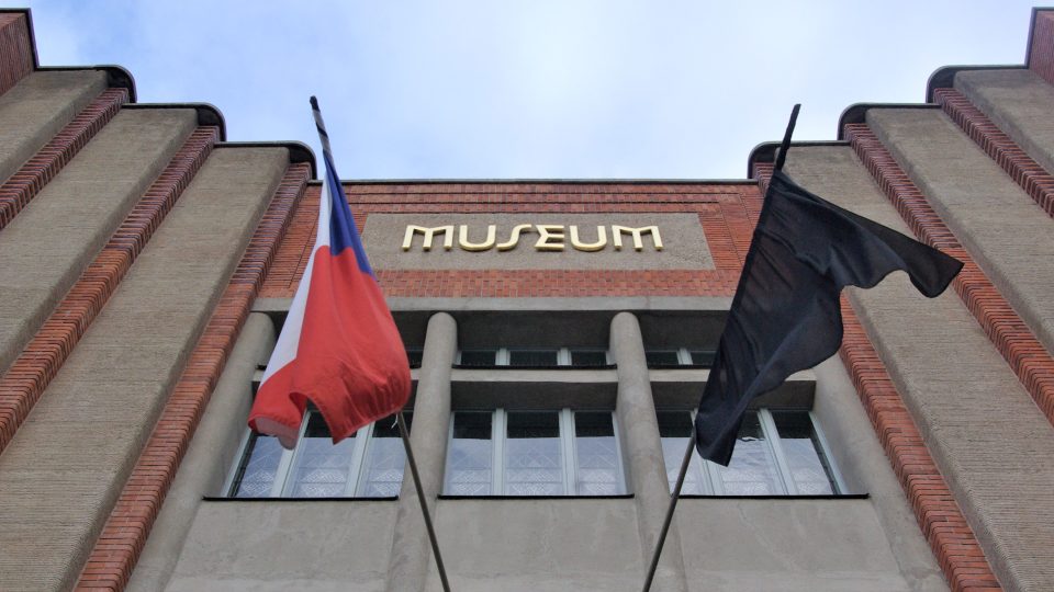 Průčelí Muzea východních Čech v Hradci Králové