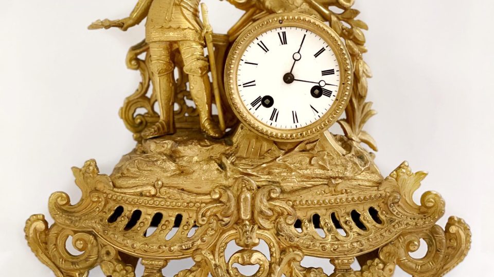 Sbírka historických hodin v Muzeu Náchodska se digitalizuje pomocí speciálních 3D scanerů