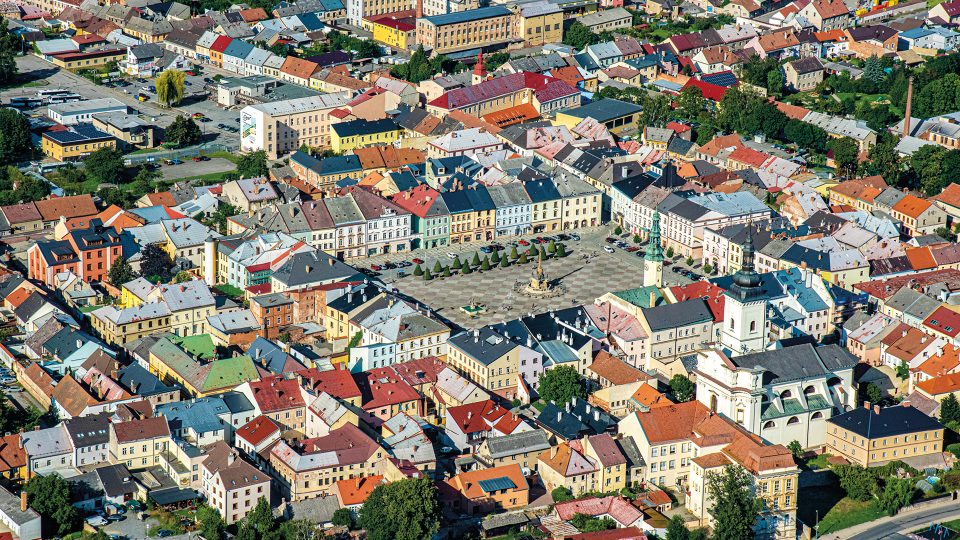 Město Moravská Třebová založil roku 1257 Boreš z Rýzmburka jako typické kolonizační město s pravidelným půdorysem náměstí
