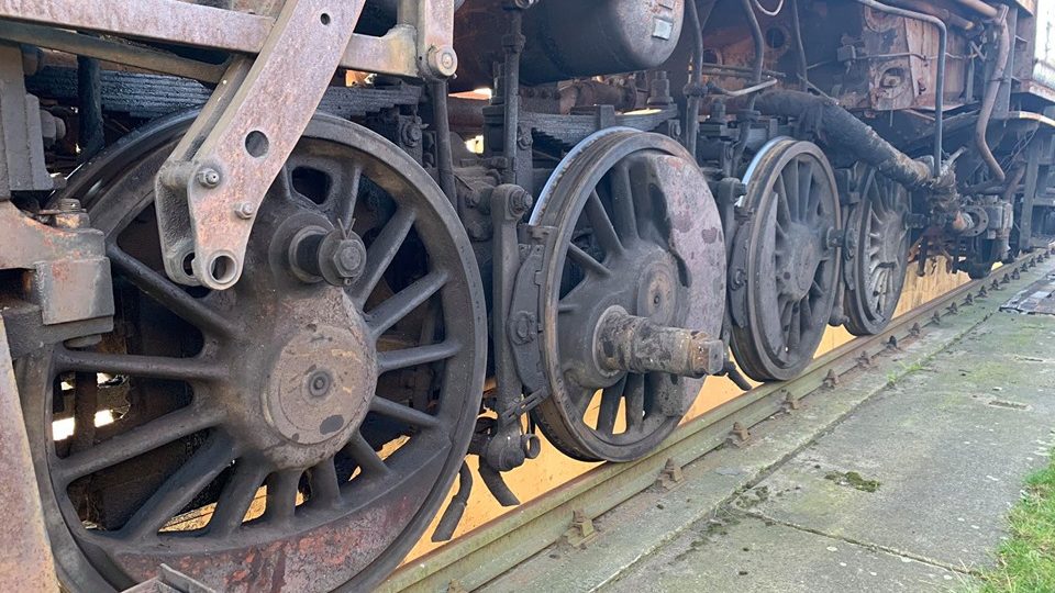 Do Jaroměře na Náchodsku dorazila historická lokomotiva nazývaná "Štokr"