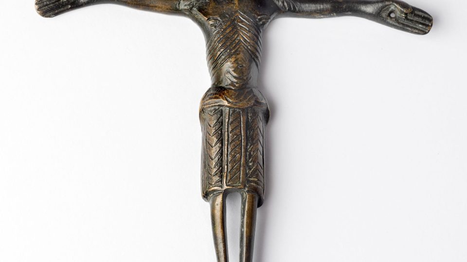 Bronzový korpus Krista, Staré Jesenčany, v. 13,5 cm