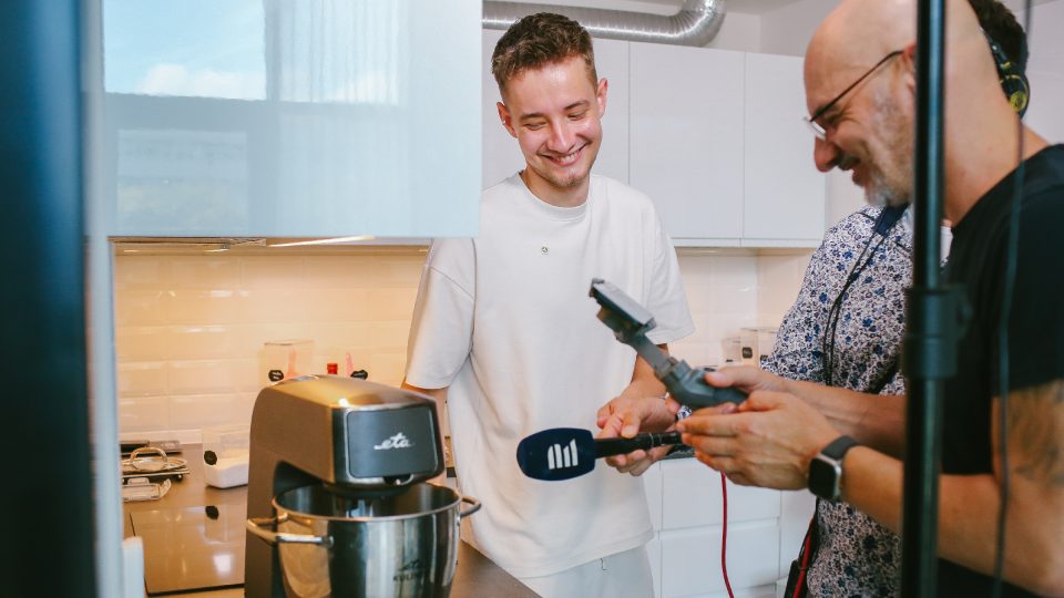 Vojta Vrtiška s naším týmem | foto: Jana Volková Vojta Vrtiška s naším týmem