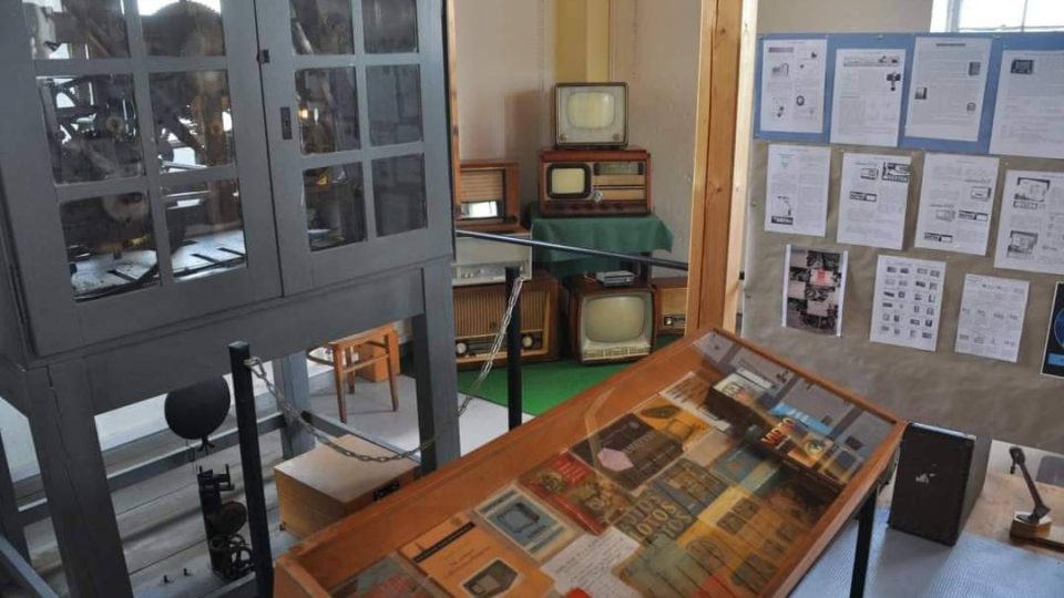 Historie audio i video techniky na vás čeká přes léto ve staré Vodárenské věži v Týništi nad Orlicí