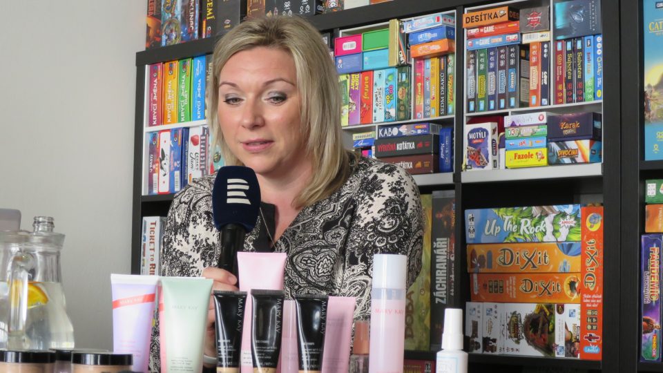Kosmetička Olga Smrčková hostem v rozhlasové kavárně