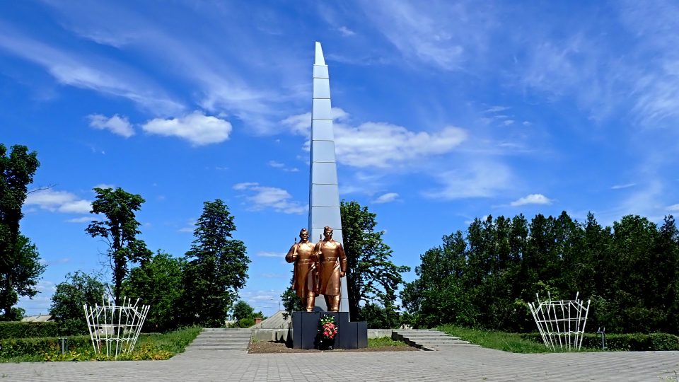 Všudypřítomné pomníky 2.světové války na Ukrajině