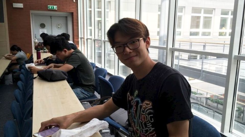 Čínský Student Hongkongské univerzity Dao