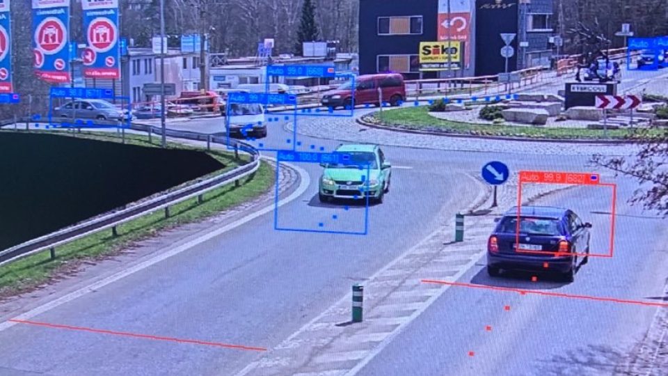 Strážníci v Trutnově začali naplno využívat unikátní kamerový systém s umělou neuronovou sítí