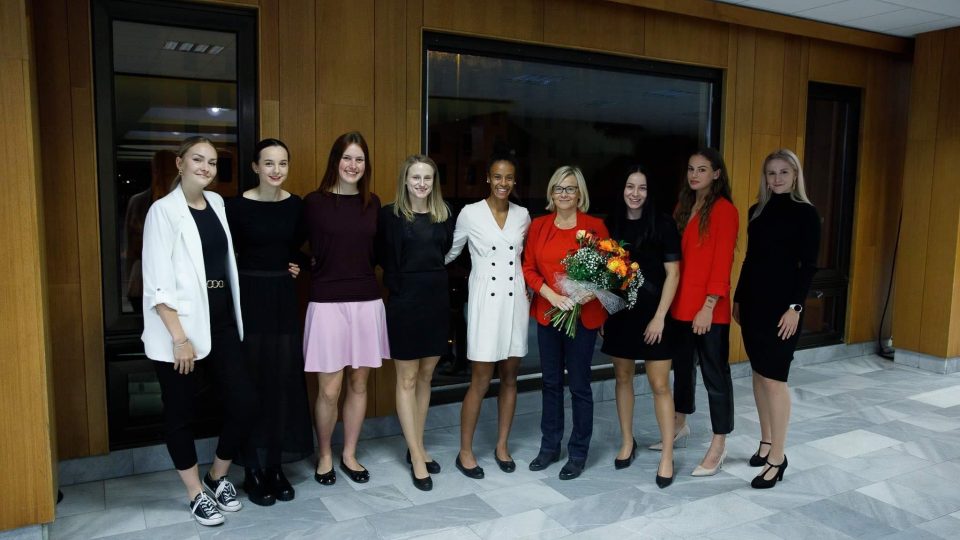 Ženský basketbalový tým byl zvolen hradeckým sportovním týmem desetiletí