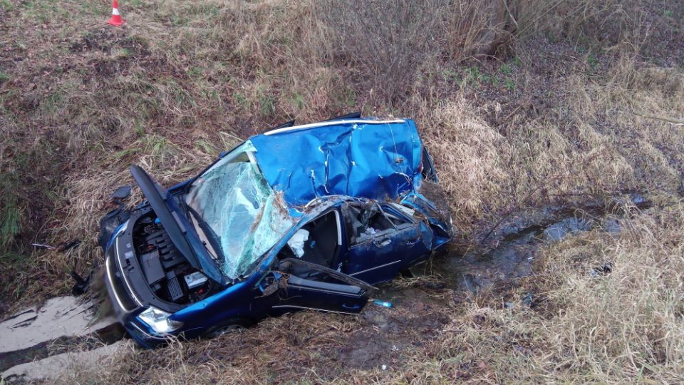 Nehoda dvou vozidel u Třebechovic pod Orebem
