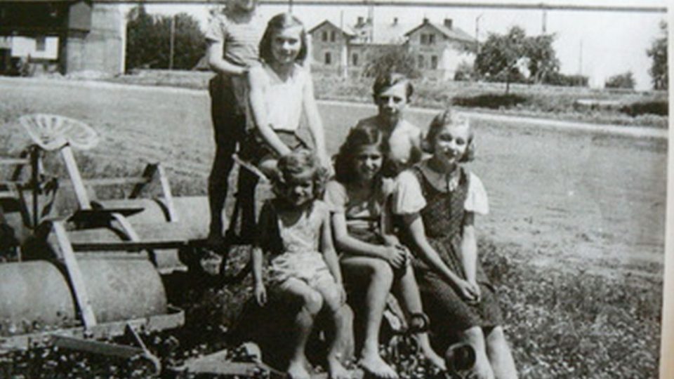 S dětmi před válkou