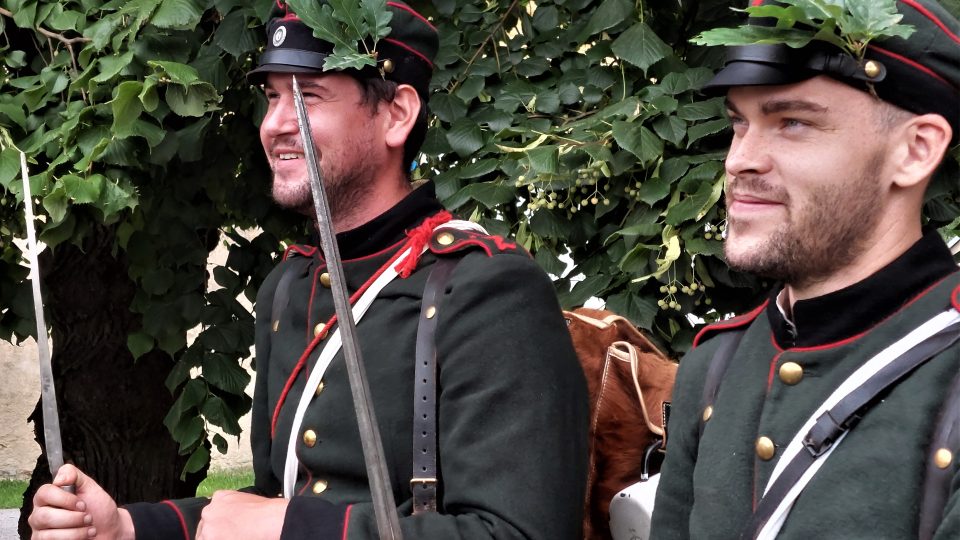 Pochod Českým rájem v historických uniformách aneb „Tažení 1866“ jako připomínka krvavé bitvy