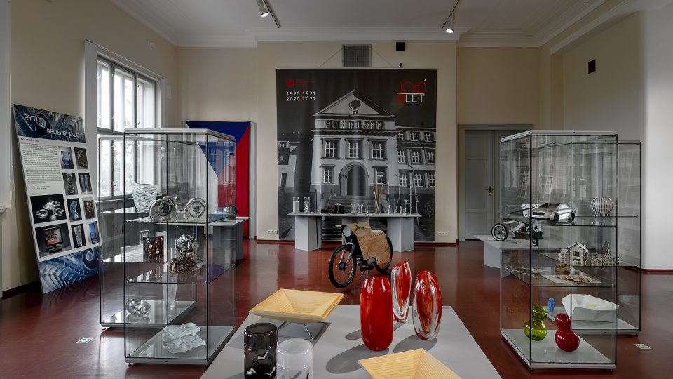 Výstava SKLOLETÍ v Muzeu východních Čech v Hradci Králové