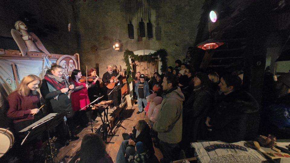 Na adventním koncertě Kůsovic koledníků 2025