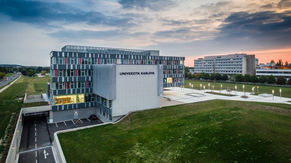 Farmaceutická fakulta Univerzity Karlovy - Kampus ulice Zborovská