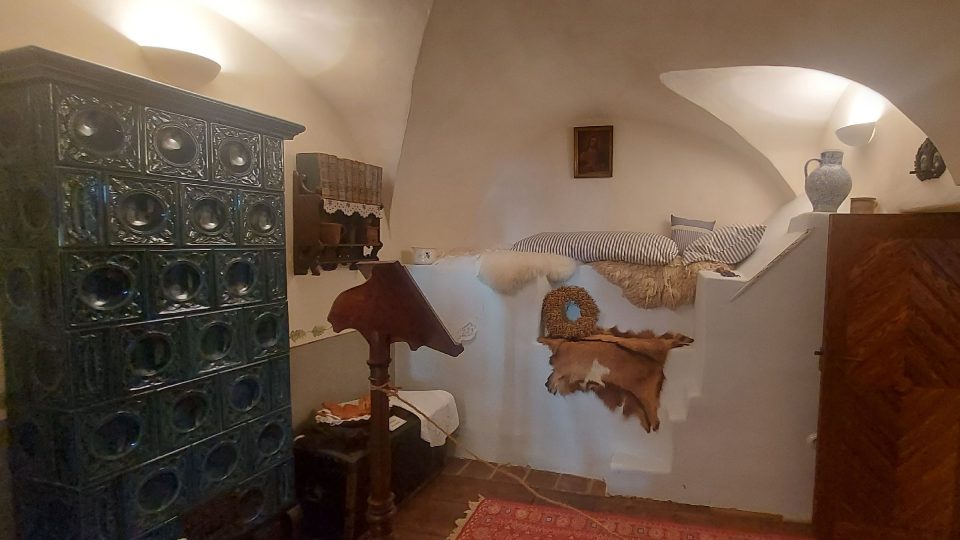 Druhá strana pece ve světnici perníkáře