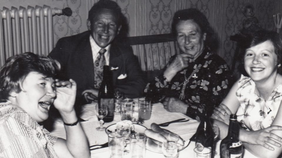 Ivana Peričková s rodinou, rodiči a babičkou