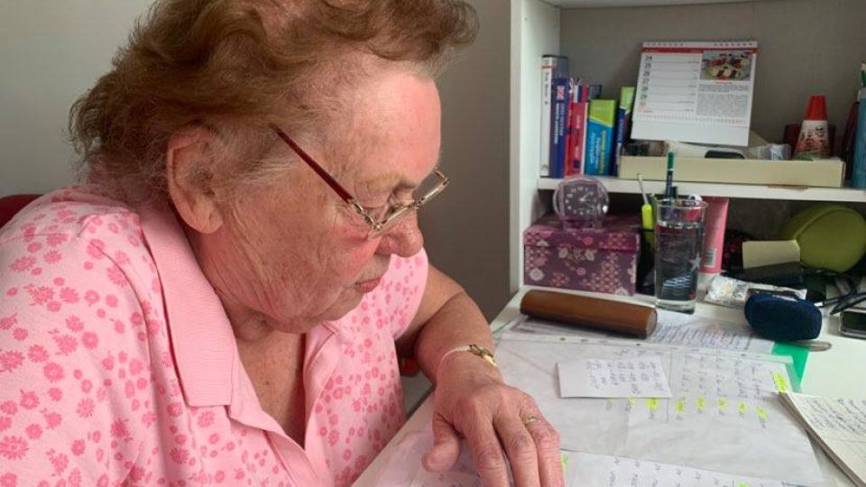 Jaroslava Bendáková se v 81 letech začala učit anglicky