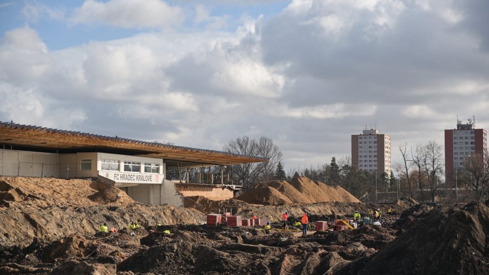 Začíná hrubá stavba Multifunkčního stadionu v Hradci Králové