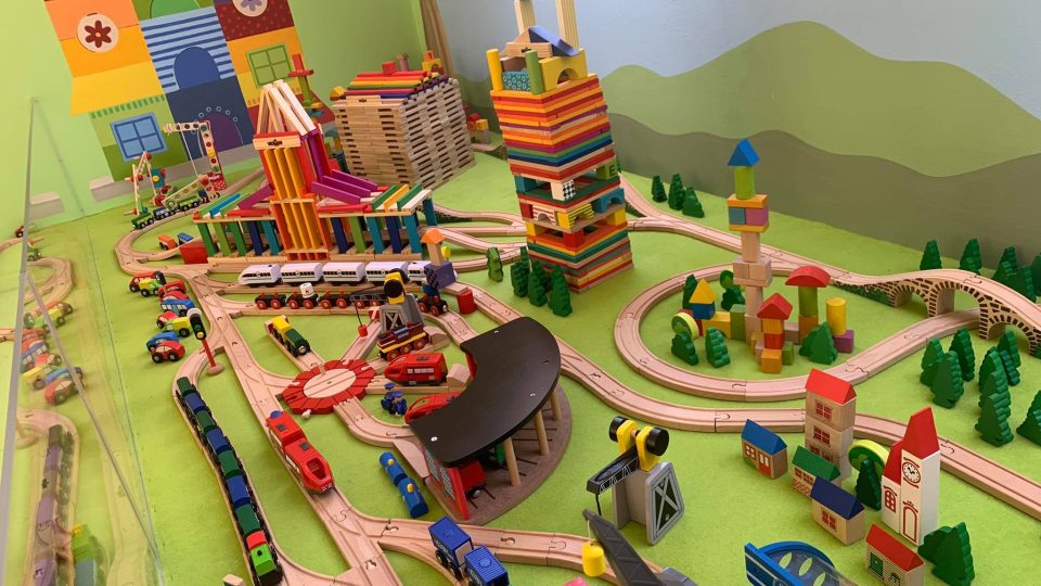 Muzeum stavebnice Merkur v Polici nad Metují přivítá návštěvníky v novém kabátě | foto: Jana Házová, Český rozhlas Muzeum stavebnice Merkur v Polici nad Metují přivítá návštěvníky v novém kabátě