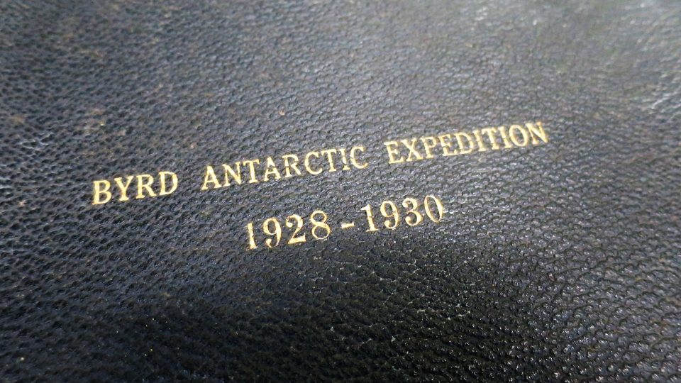 Václav Vojtěch v rámci expedice admirála Byrda vstoupil jako první Čech na území Antarktidy