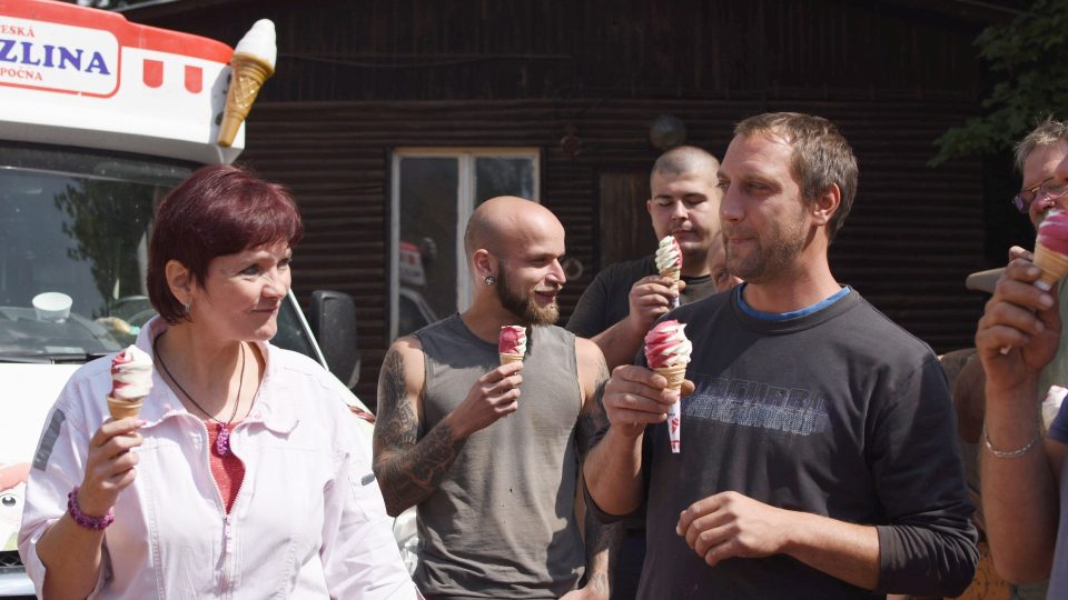 Rozhlasová zmrzlina doputovala až do lomu Rožmitál Zemědělského družstva Šonov u Broumova!