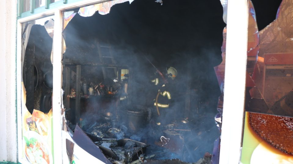 Požár bistra v Trutnově zavinila nedbalost