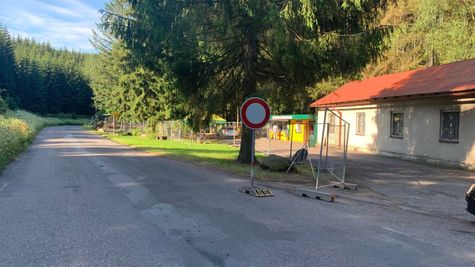 Mezi Teplicemi nad Metují a Adršpachem začala oprava hlavního silničního tahu