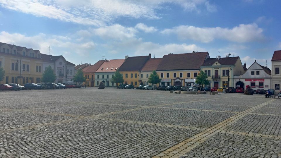 Na dobřanském náměstí byl kdysi rybník