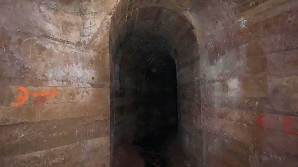 Pevnost Dobrošov na Náchodsku po mnoha letech zpřístupní část chodeb v podzemním labyrintu