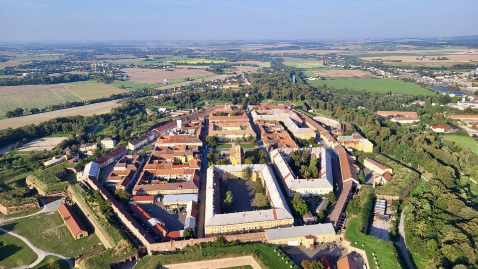 Josefov z balónu | foto: Petr Voldán, Český rozhlas Josefov z balónu