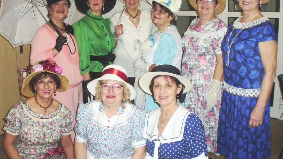 Volné sdružení žen z obce Skalice u Hradce Králové s názvem Sestry Chalupovy