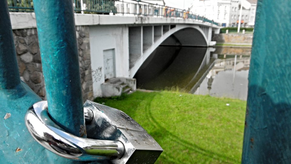 Zámky na mostech zamilovaných jsou i v Hradci Králové