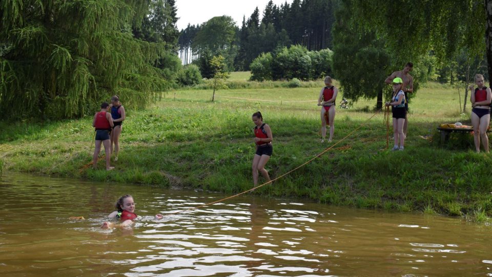Netradiční výcvikový kurz pro děti ve Vysoké Srbské na Náchodsku - Vodní záchrana