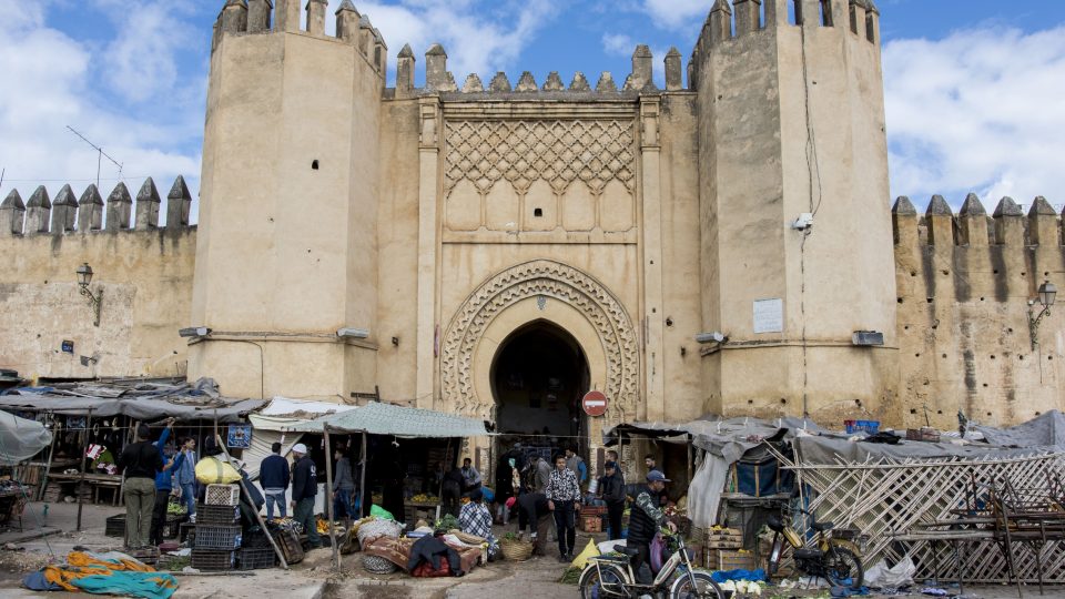 Odpovídání si na otázky a objevování souvislostí, to mě na cestování po světě baví nejvíc - Meknes a Fes