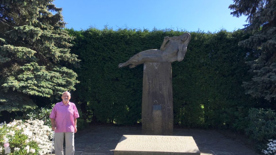 Památník obětem nacismu na Bohdašíně