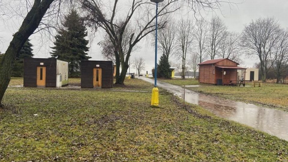 Povodí Labe trvá na odstranění několika desítek budov u přehradní nádrže Rozkoš nedaleko České Skalice