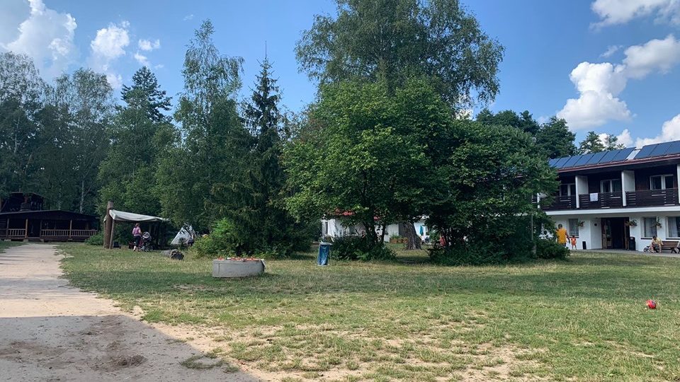 Nejstarší tábor v Královéhradeckém kraji baví děti i dospělé už 90 let. Jak se za tu dobu změnil?