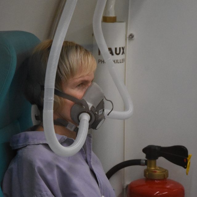 Rehabilitační ústav Hostinné má novou hyperbarickou komoru | foto: Dan Lechmann