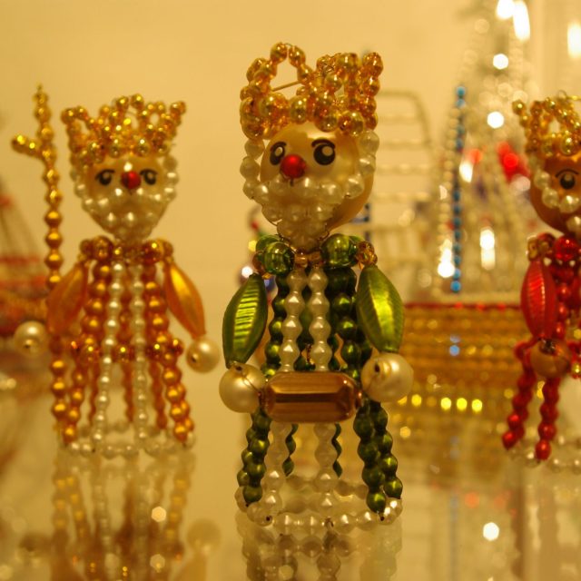 Perličkoví Tři králové z historické sbírky z Poniklé | foto: Vladislava Wildová,  Český rozhlas