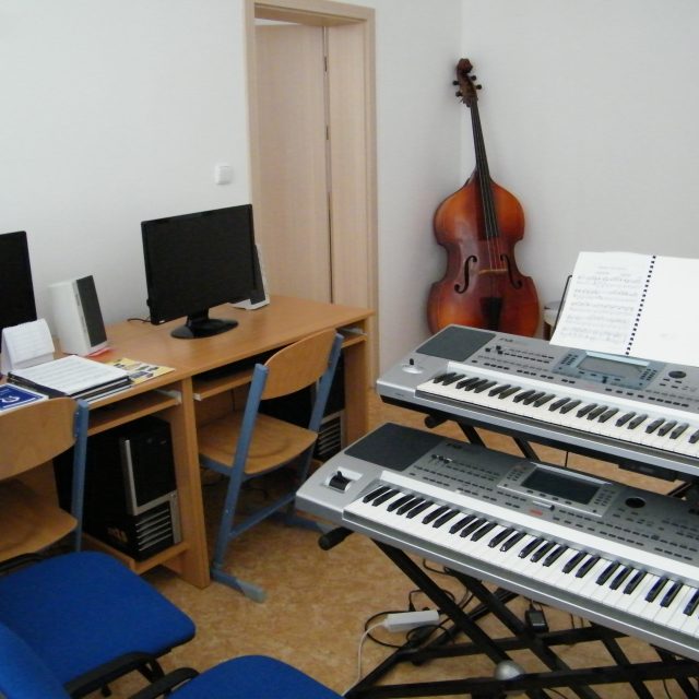 Hudební učebna ZUŠ v Litvínově | foto: Gabriela Hauptvogelová,  Český rozhlas