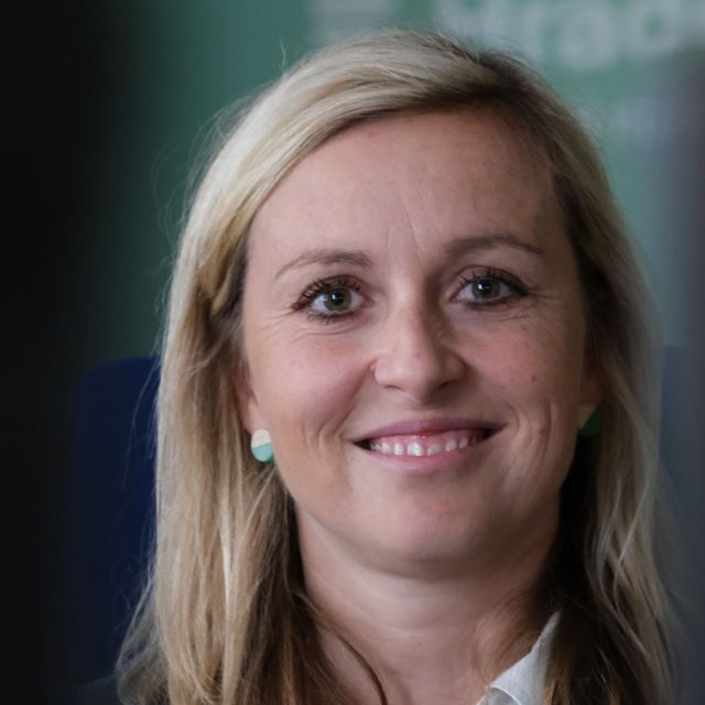 JUDr. Petra Kubínová ve studiu Českého rozhlasu Hradec Králové | foto: Milan Baják,  Český rozhlas