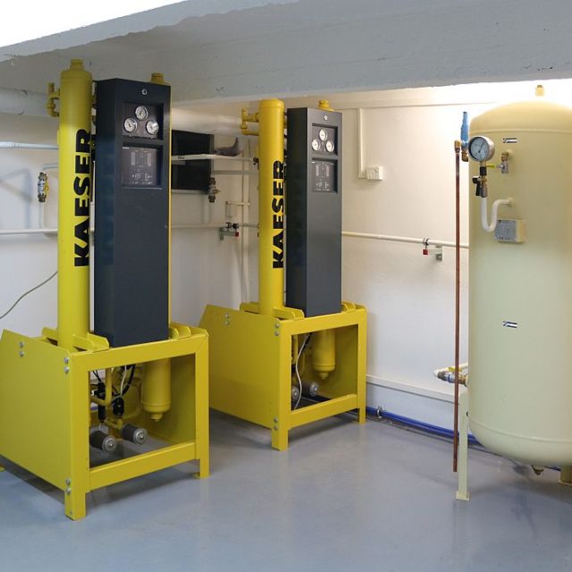 Unikátní kompresorovou stanici,  jedinou svého druhu v ČR,  má nemocnice ve Dvoře Králové | foto: Michal Súkup