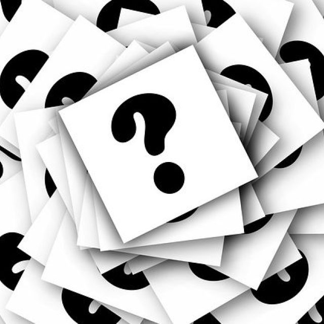 otazníky | foto:  Geralt,  Fotobanka Pixabay