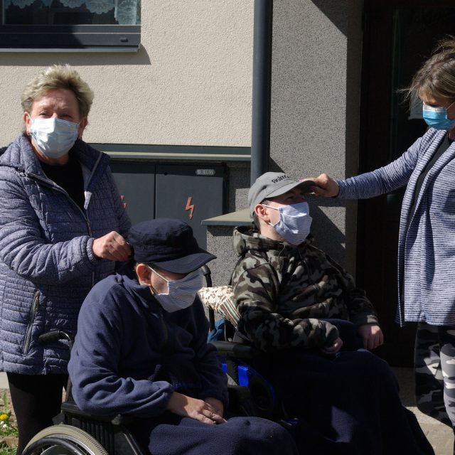 Klienti Apropa a jejich ochránkyně,  osobní asistentky | foto: Vladislava Wildová,  Český rozhlas