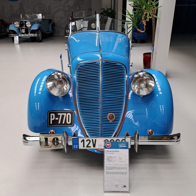 Vůz Z5 Express,  v němž jezdil Vlasta Burian | foto: Blanka Mazalová,  Český rozhlas