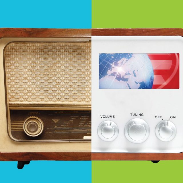 Kampaň ukazuje rozdíl mezi starým a novým rozhlasovým přijímačem s DAB+ | foto: Český rozhlas