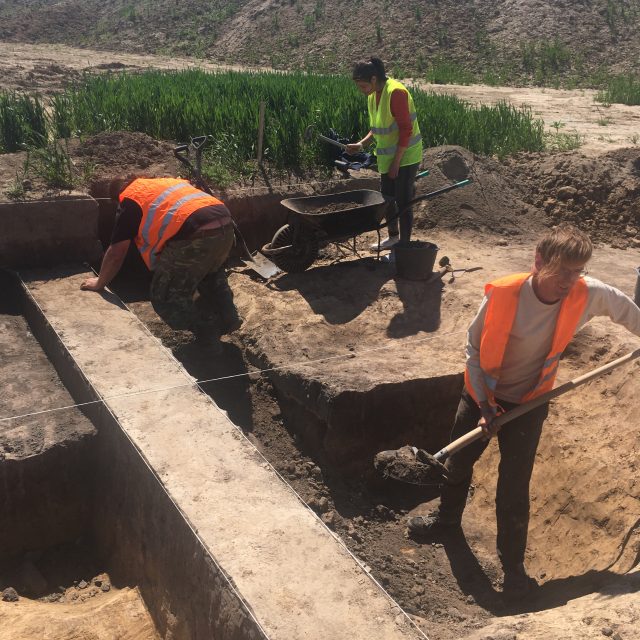4 000 let staré pravěké osídlení našli archeologové u Domašína na Rychnovsku | foto: Vojtěch Krátký
